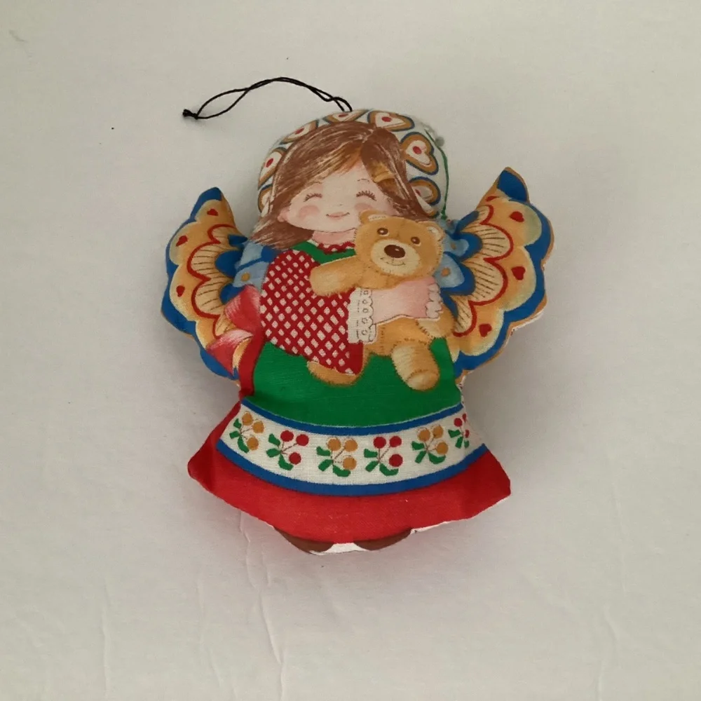 Lot of 6 Angels Cut, Sew and Stuffed Soft Fabric Christmas Ornaments Vintage 70s - Picture 10 of 10